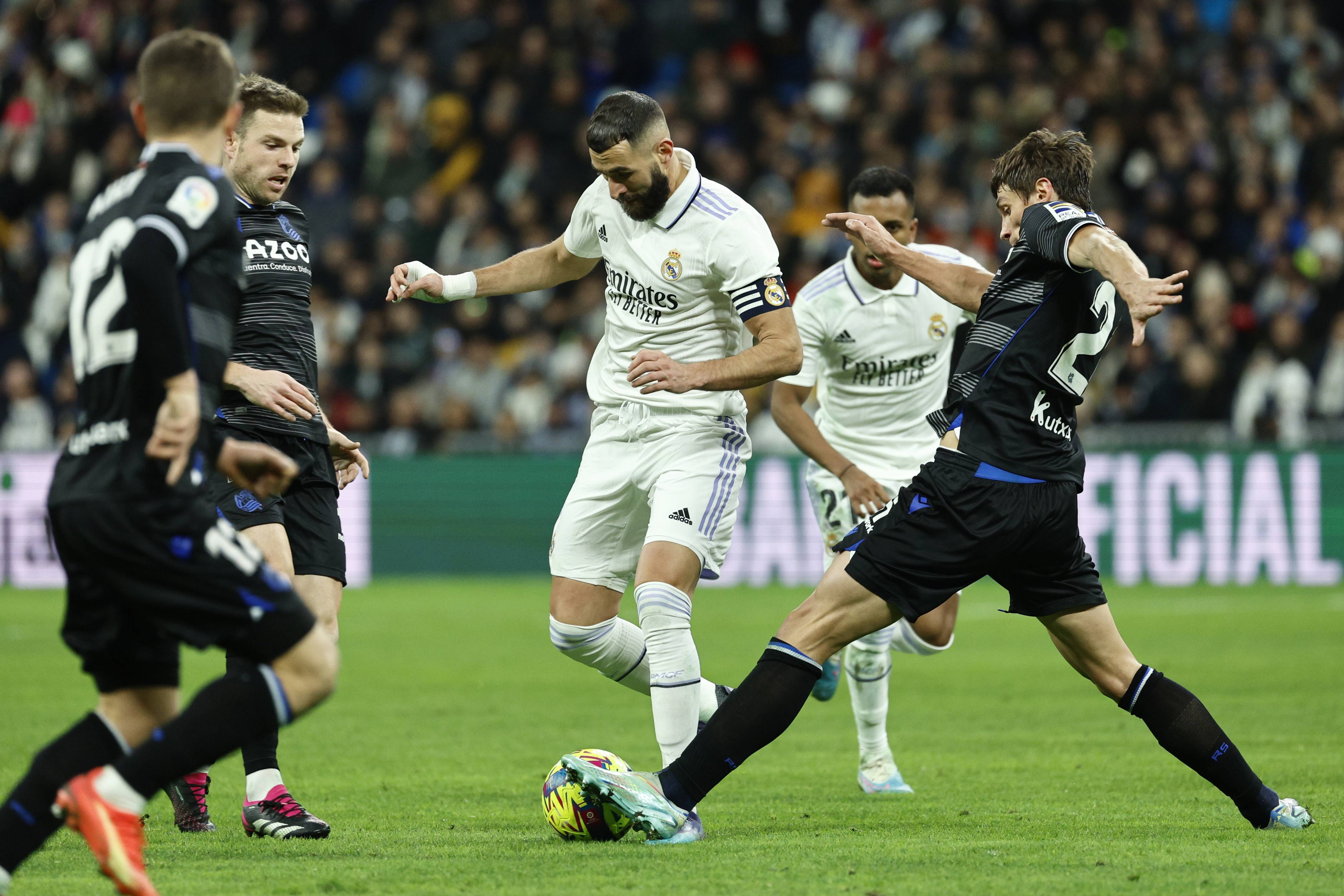 马竞主场失利，防线暴露问题